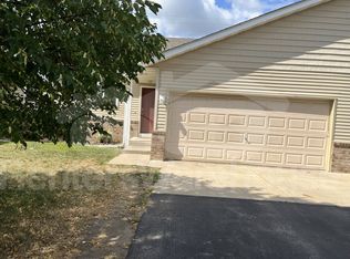1561 Balinese St, Shakopee, MN 55379