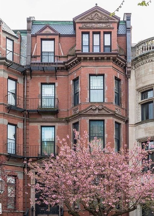 1st image of 302 Commonwealth Ave #C