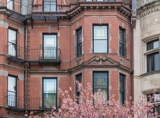 302 Commonwealth Ave #C, Boston, MA 02115