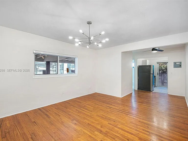 428 Collins Ave #7 — Photo 5