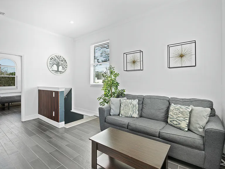 2608 W Swann Ave #C — Photo 7