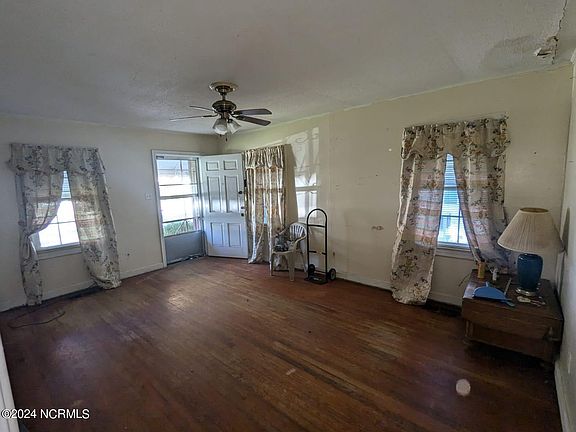 2nd image of 607 Walston Avenue