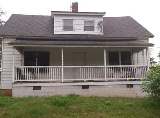 2 16th St, Greer, SC 29651