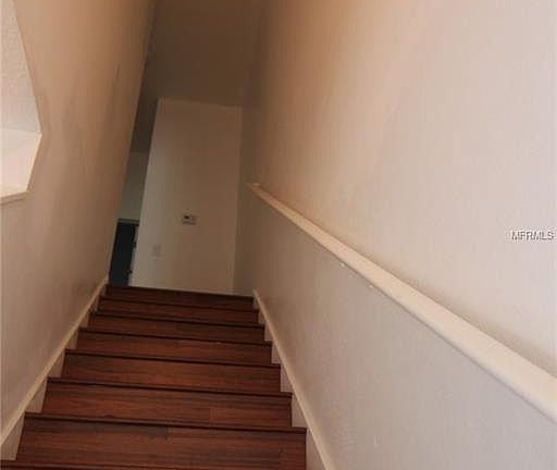 4th image of 440 Wilton Cir