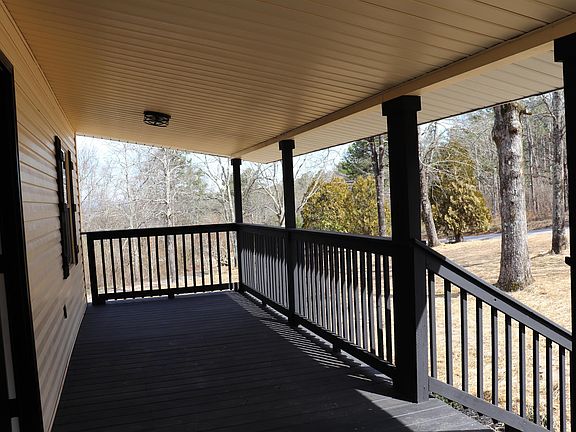 2nd image of 1560 Buzzard Rock Rd