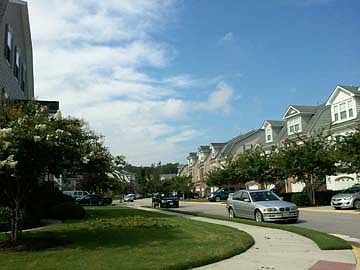 2nd image of 4456 Barkingdale Dr