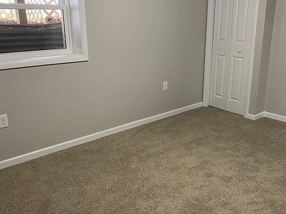 3rd image of 4030 Eleanor St