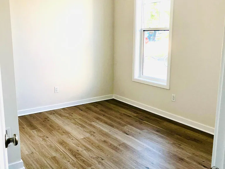 2871 Rayfield Ave — Photo 6