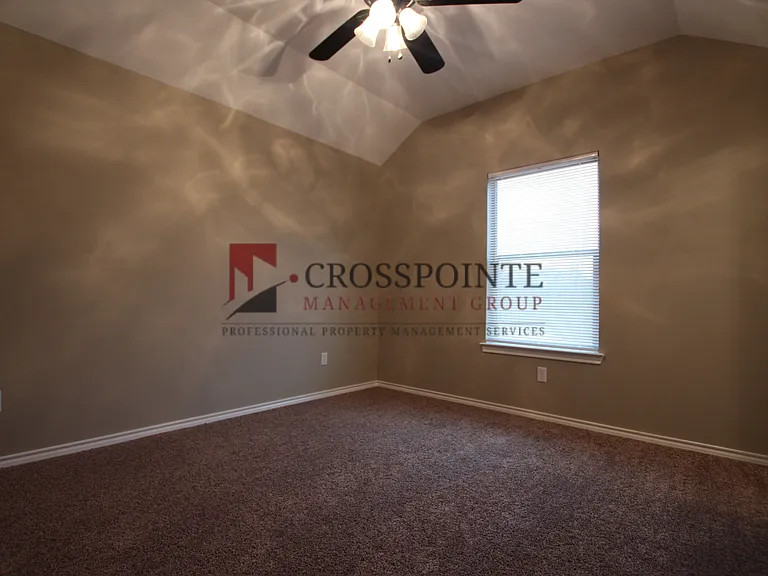 Brad Circle 1226 — Photo 11