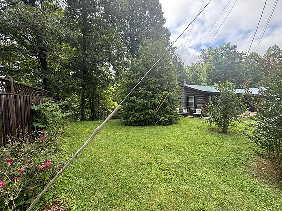 5th image of 1227 Fount Hubbard Rd