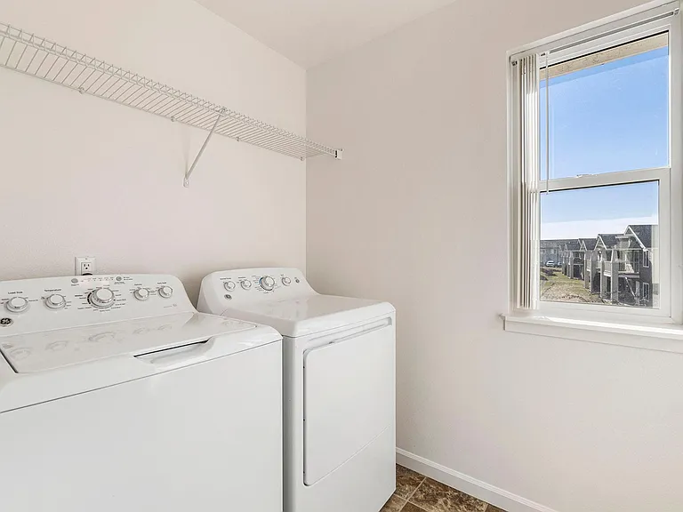 7761 Wyeth Ct — Photo 1
