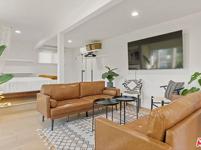 3775 Aloha St — Photo 10
