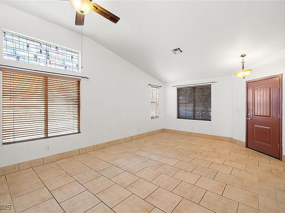5th image of 688 Arrowhead Canyon Dr