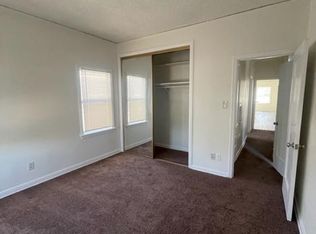 1353 1/2 S Cloverdale Ave, Los Angeles, CA 90019