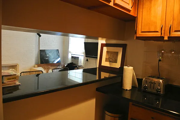 Rented by Veracity NYC LLC | media 5