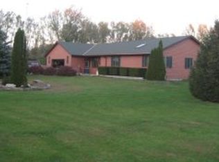 N7514 Cardinal Dr, Elkhorn, WI 53121