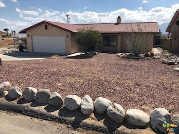 4th image of 66845 Yucca Dr