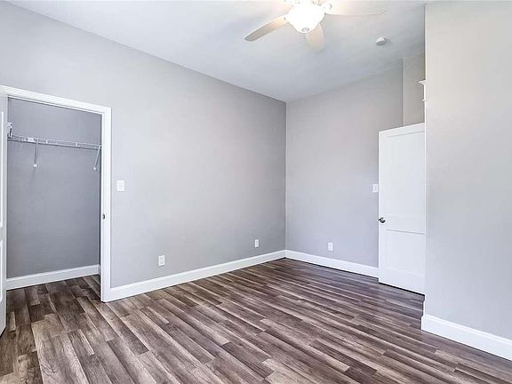 4th image of 412 N Aurora St