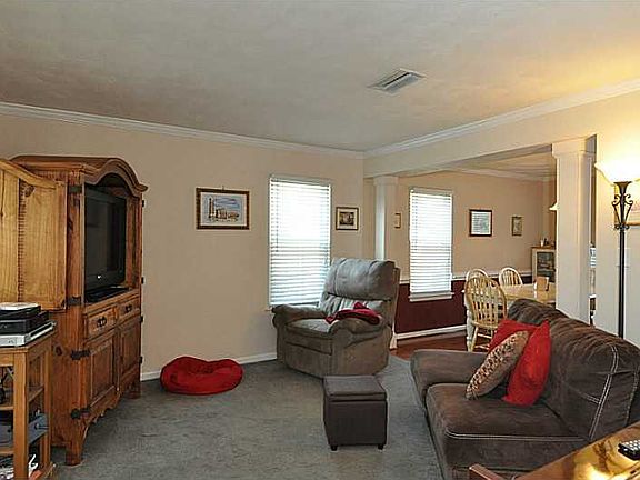 5th image of 1740 Glassy Lake Dr