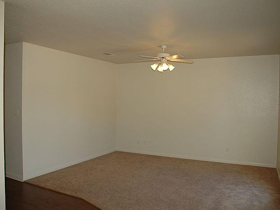 2nd image of 2106 Breezy Dr