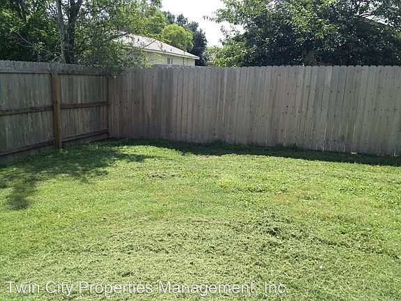 2nd image of 308 Richards St #A