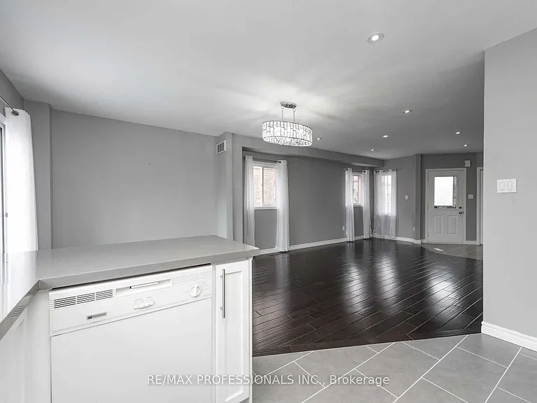 1362 Brookstar Dr — Photo 15