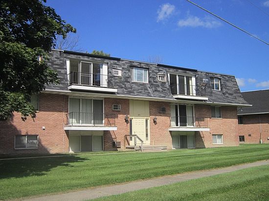 1st image of 3871 Bauer Dr APT 6
