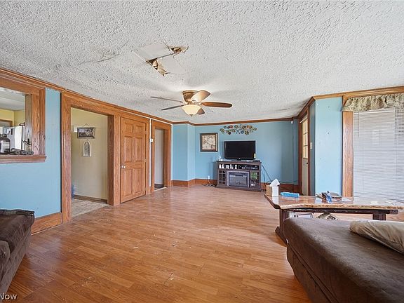 5th image of 4677 Rock Spring Rd