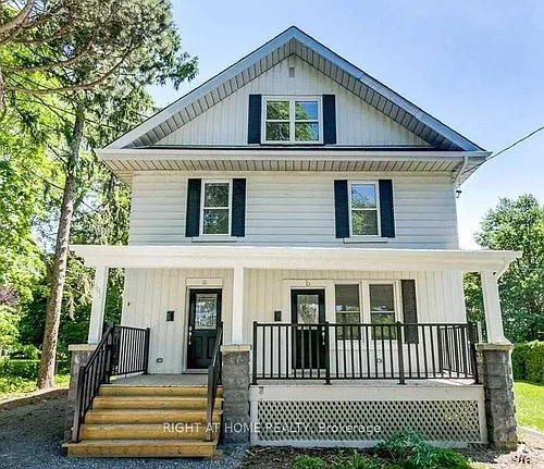 691 Simcoe St N #C Photo 1 691 Simcoe St N #C Photo 1