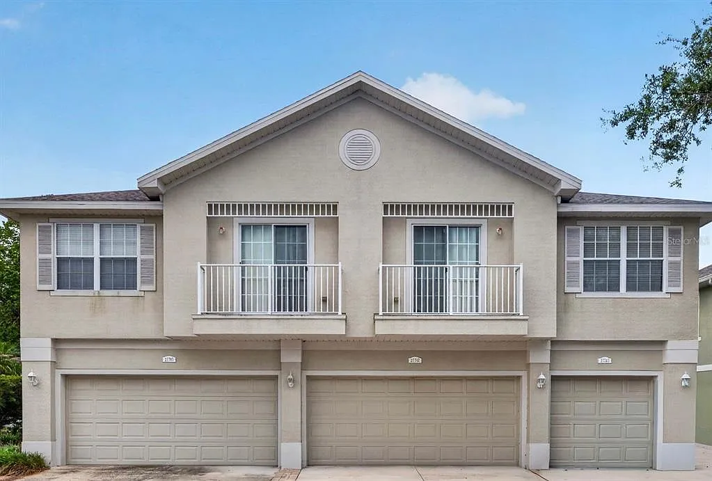 3 bed, 2.5 bath, 1513 sqft, $2,250 — Photo 1