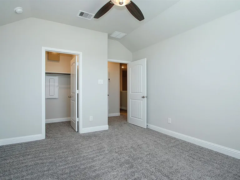 7 Heirloom Garden Pl — Photo 28
