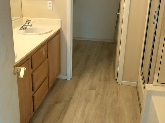 3rd image of 5940 Turquoise Sky Ct