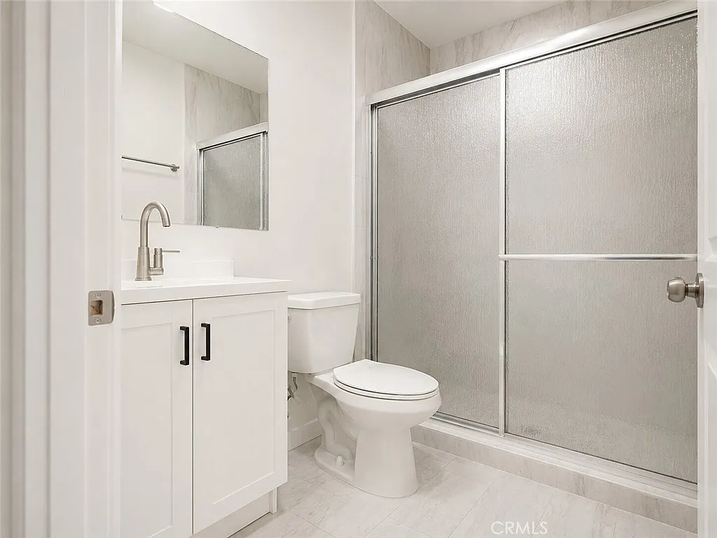 1 bed, 426 sqft, $2,200 — Photo 4