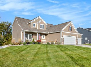 8733 Cobble Dr SW, Byron Center, MI 49315