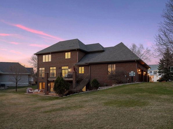 5170 Kelsey Ter, Edina, MN 55436