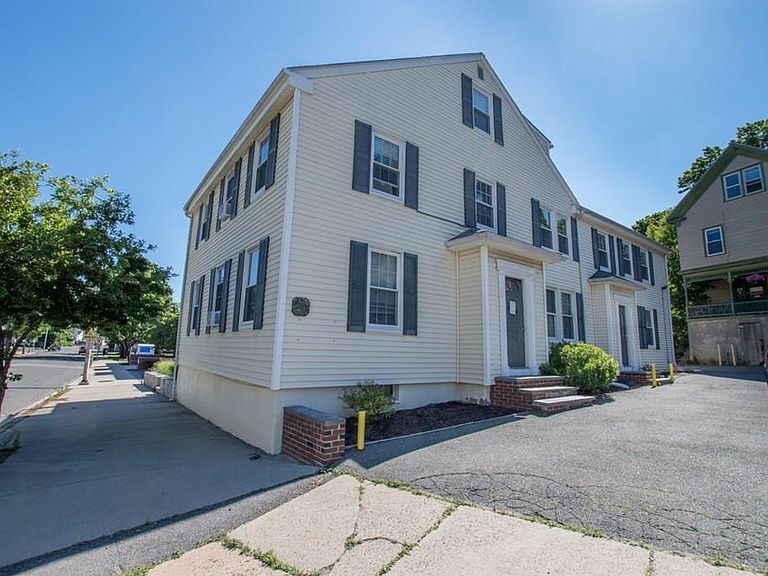 19 Essex St Beverly, MA, 01915 - Apartments for Rent | Zillow