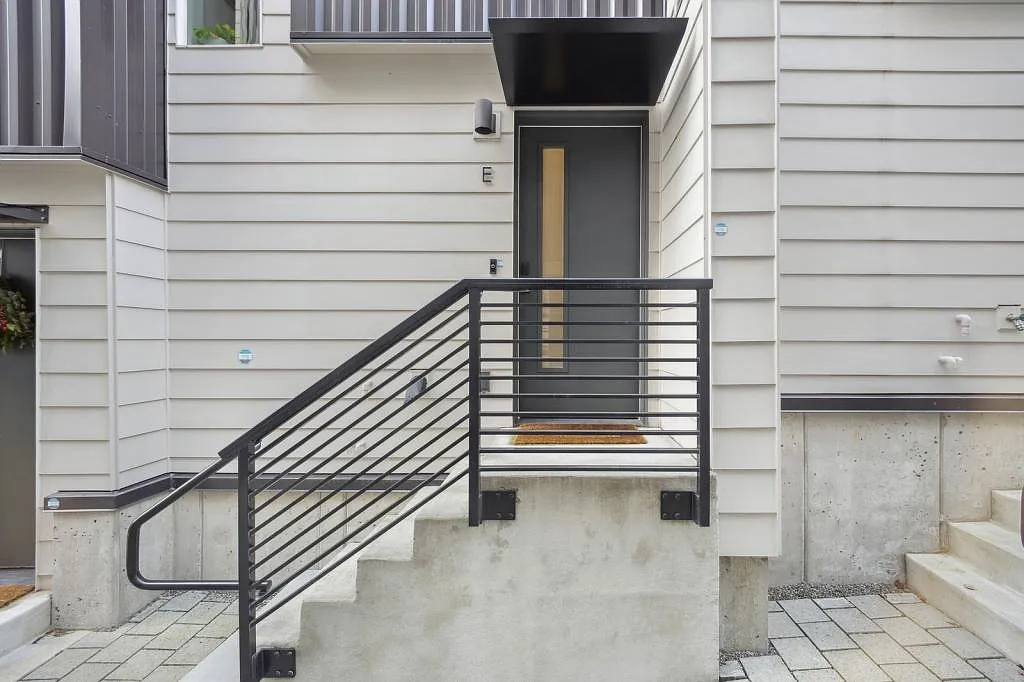 West Seattle Townhome - 3 bedrooms — Photo 2