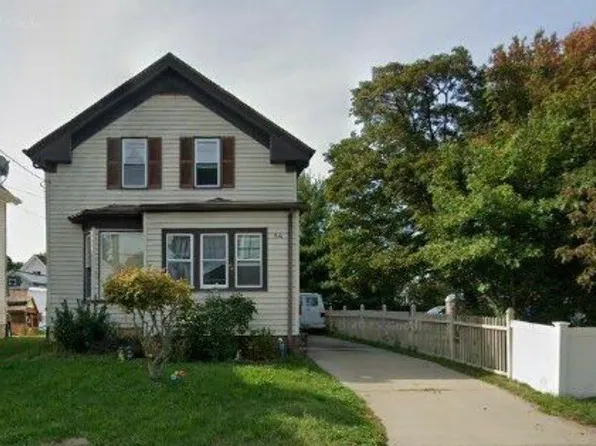 44 Walnut St, East Providence, RI 02914