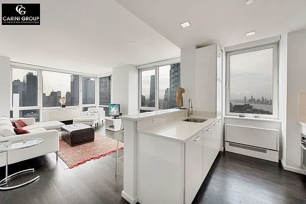 Sold by Carini Group | media 1