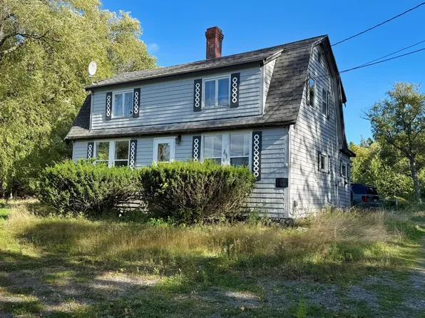 476 County Road, Lubec, ME 04652