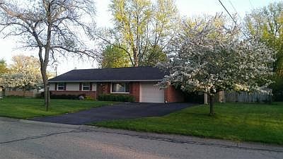 3rd image of 106 Coachman Dr