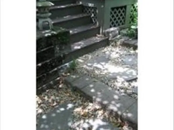 15 Adams St APT 3, Somerville, MA 02145