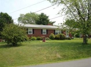 222 Sunset Ln, Culpeper, VA 22701