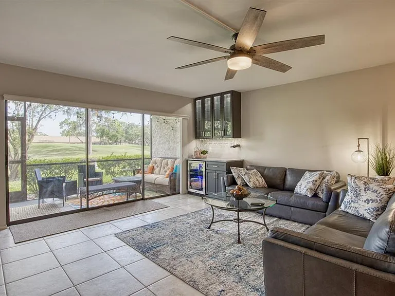 5640 Golf Pointe Dr #101 — Photo 24