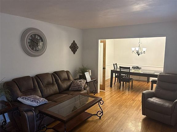 5th image of 524 Rowland Rd