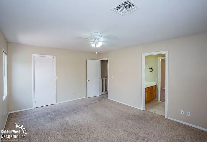 216 McHenry St — Photo 9