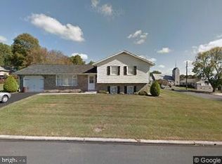 200 Blackwood Dr, Reading, PA 19606