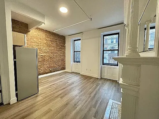 Rented by C2R Management LLC | media 3