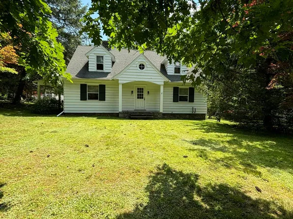 4604 Route 447, Canadensis, PA 18325