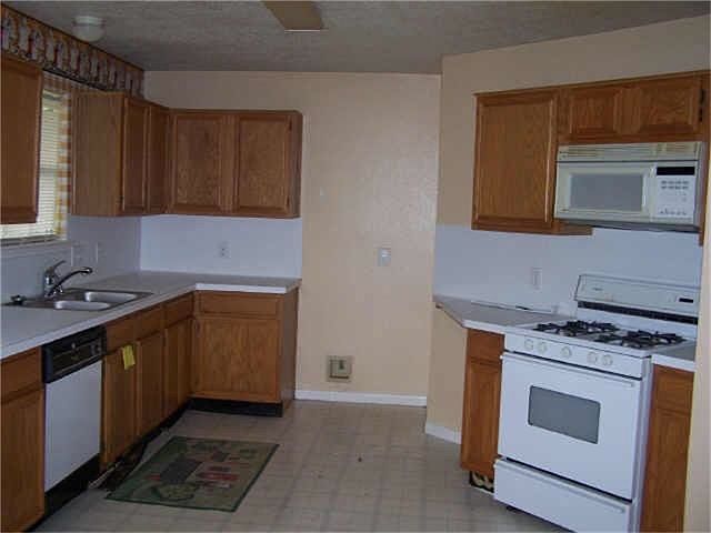 1st image of 16910 Dusty Mill Dr W